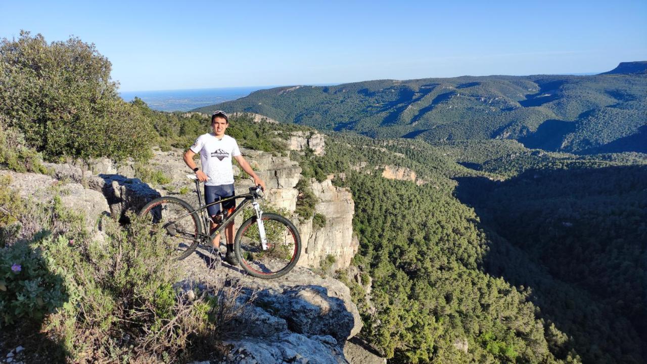 Penzion Mas De L'Arlequi Rojals Exteriér fotografie
